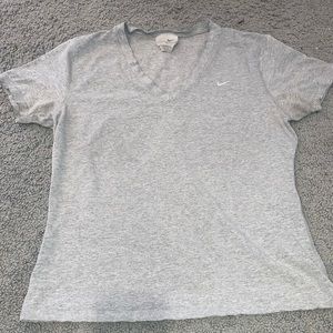 💰$5 w purchase Nike Dry Fit workout t-shirt